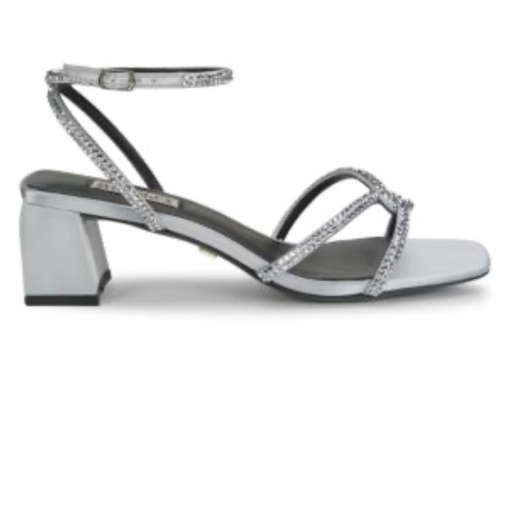 Badgley Mischka NEW Size 7.5
Brisa Strass Ankle-Strap Sandals Silver Grey color